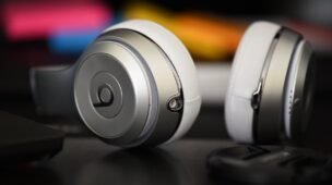 melhores fones bluetooth com cancelamento de ruído melhores fones bluetooth com cancelamento de ruído